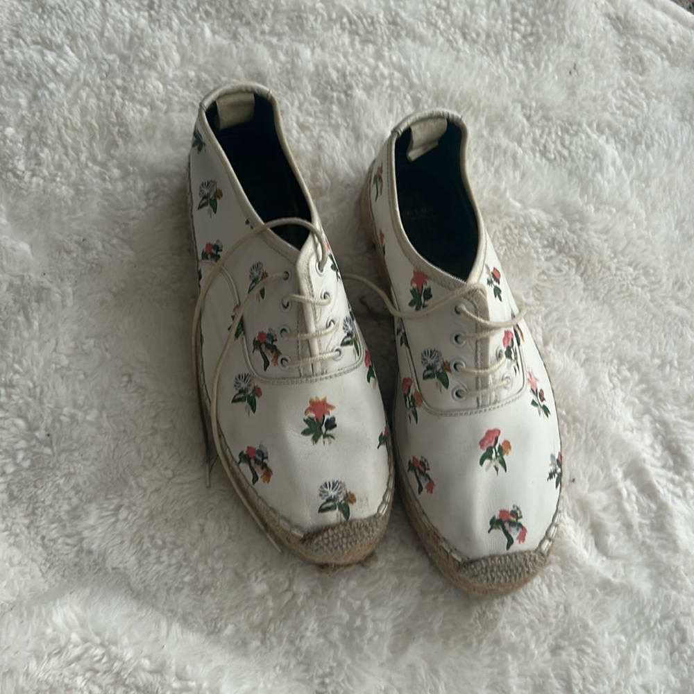 Saint Laurent